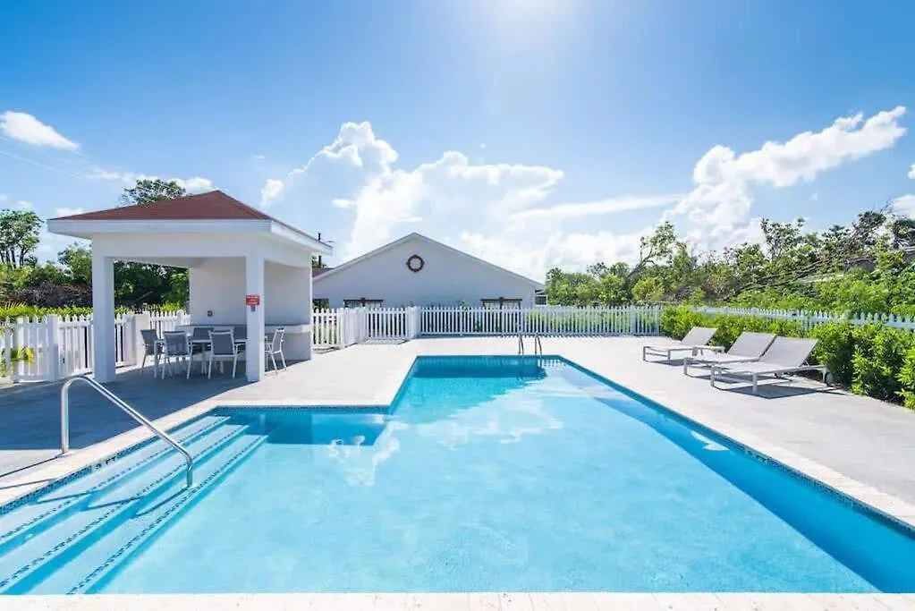 Siena Gardens # 12 Apartamento West Bay